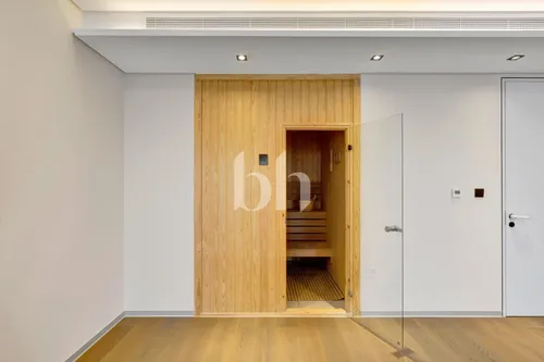 6 Bedrooms Penthouse in Balqis Residence