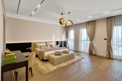 6 Bedrooms Penthouse in Balqis Residence