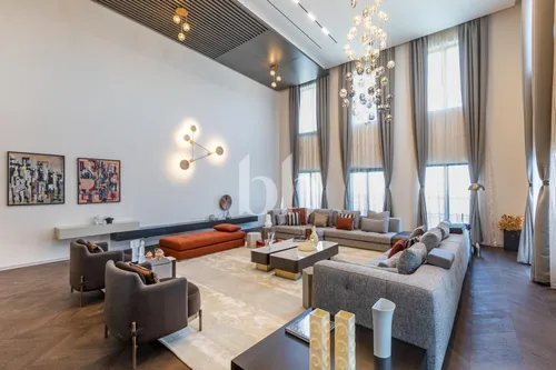6 Bedrooms Penthouse in Balqis Residence
