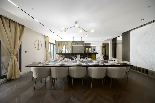6 Bedrooms Penthouse in Balqis Residence
