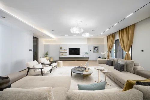 6 Bedrooms Penthouse in Balqis Residence
