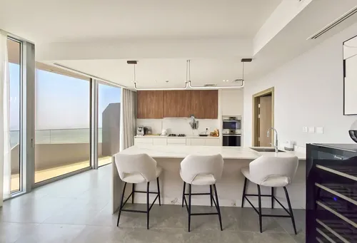 4 Bedrooms Apartment in Stella Maris