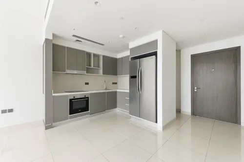 2 Bedrooms Apartment in Sunrise Bay
