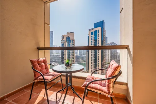 3 Bedrooms Apartment in Rimal 6
