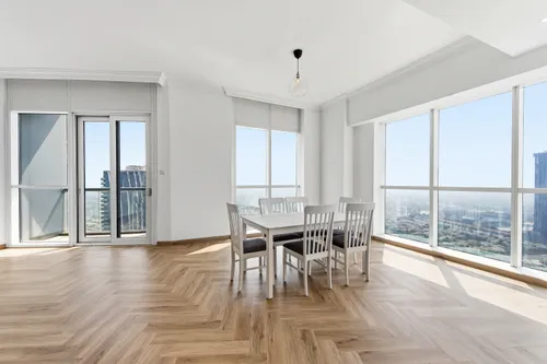 3 Bedrooms Apartment in MAG 214