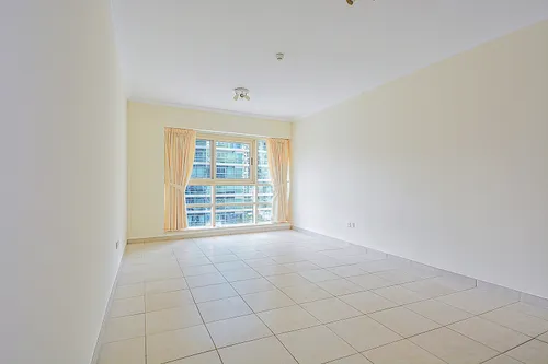 1 Bedroom Apartment in Marina Quays West