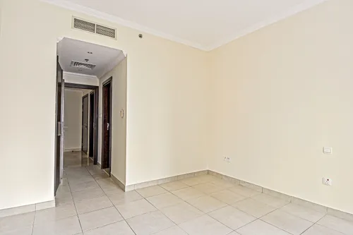 1 Bedroom Apartment in Marina Quays West