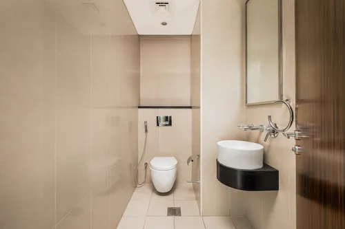 2 Bedrooms Apartment in Bonnington Tower