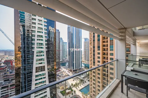 2 Bedrooms Apartment in Bonnington Tower
