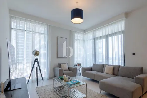 Skyline Serenity | Modern Living | Beachfront Bliss