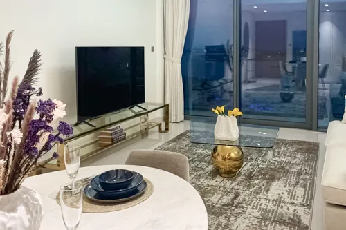 2 Bedrooms Apartment in Beach Vista