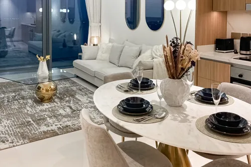 2 Bedrooms Apartment in Beach Vista