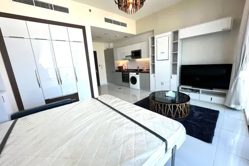 Apartment in Miraclz Tower by Danube