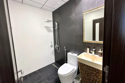 Apartment in Miraclz Tower by Danube