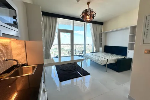 Apartment in Miraclz Tower by Danube