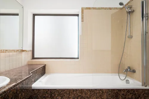 2 Bedrooms Apartment in Bahar 1