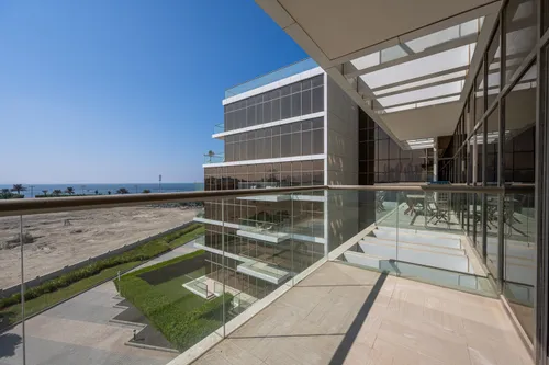 2 Bedrooms Apartment in The 8