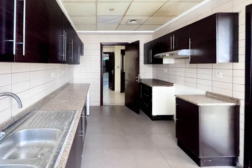 3 Bedrooms Apartment in Al Waleed Paradise