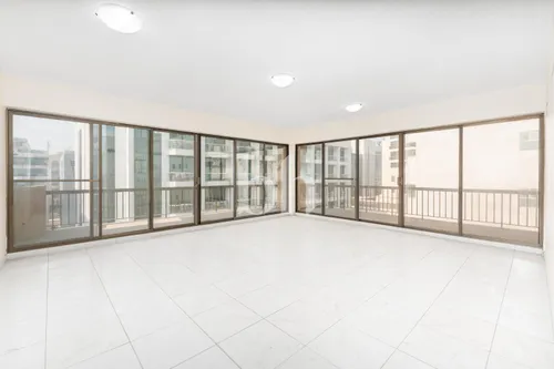 Spacious 2BR | Modern Comfortable Living