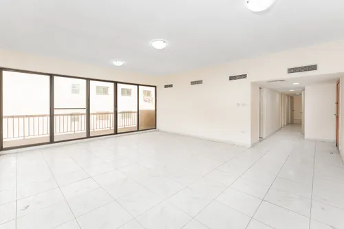 2 Bedrooms Apartment in Golden Sands 2