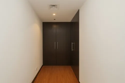 2 Bedrooms Apartment in Green Lakes Towers