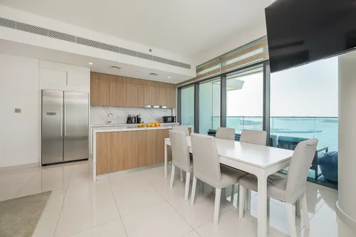 3 Bedrooms Apartment in Beach Vista