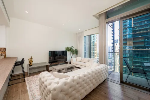 2 Bedrooms Apartment in Jumeirah Living Marina Gate