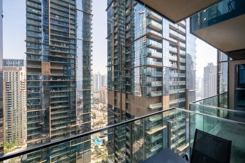 2 Bedrooms Apartment in Jumeirah Living Marina Gate