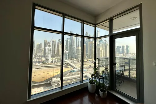 2 Bedrooms Apartment in Green Lakes Towers