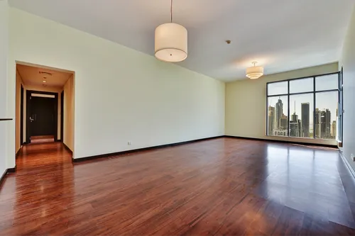 2 Bedrooms Apartment in Green Lakes Towers
