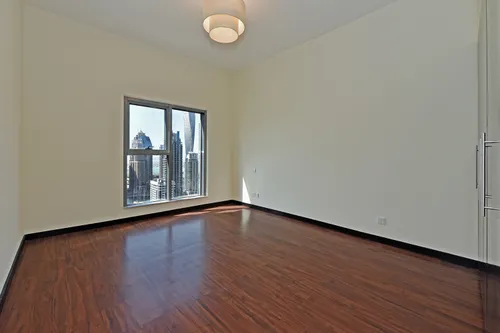 2 Bedrooms Apartment in Green Lakes Towers