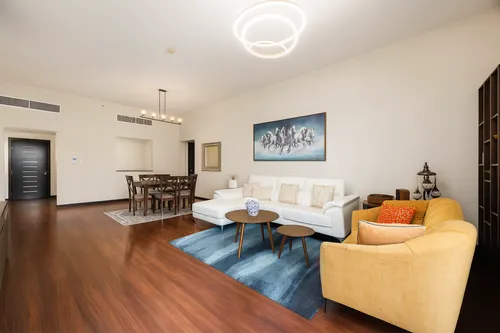 2 Bedrooms Apartment in Green Lake Tower 3