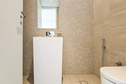 1 Bedroom Apartment in Apartment Building 7