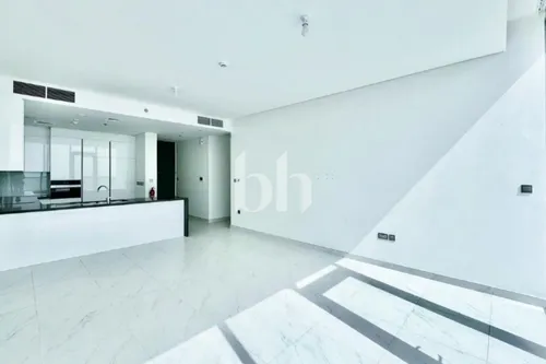 Skyline Serenity | Modern Living | Ideal Location