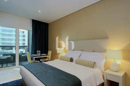 Studio | Balcony | High Floor | Multiple chq