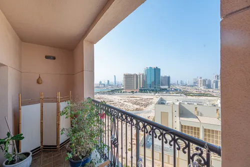 2 Bedrooms Apartment in Al Andalus Tower B