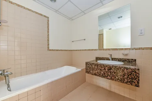 1 Bedroom Apartment in Amwaj 4