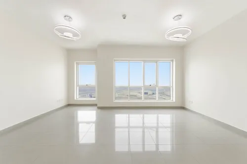 2 Bedrooms Apartment in Lake Point Tower