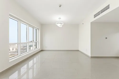 2 Bedrooms Apartment in Lake Point Tower