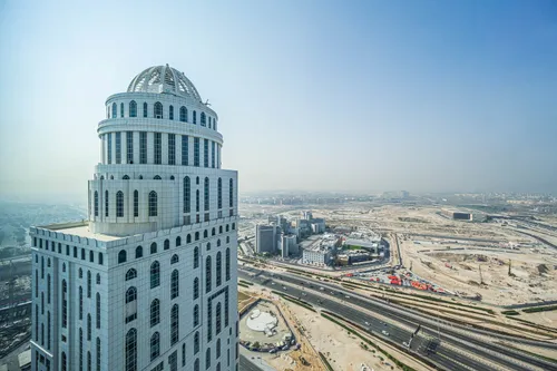 2 Bedrooms Apartment in Lake Point Tower