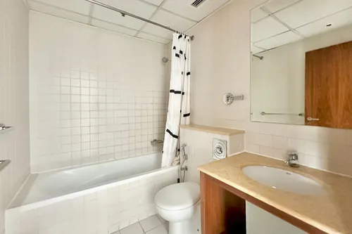 1 Bedroom Apartment in Marina Quays East