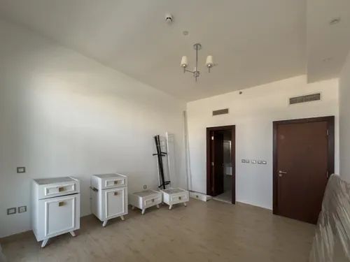 2 Bedrooms Apartment in La Residence, Jumeirah Village Triangle