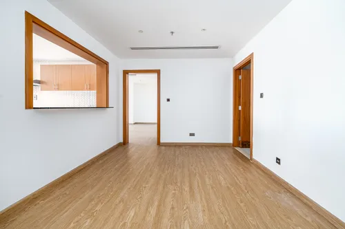 1 Bedroom Apartment in Green Lake Tower 1