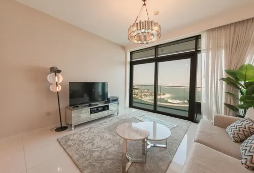 2 Bedrooms Apartment in Beach Vista