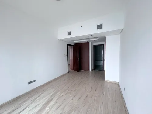 1 Bedroom Apartment in Lake View Tower
