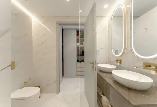 2 Bedrooms Apartment in Beach Isle Tower 1