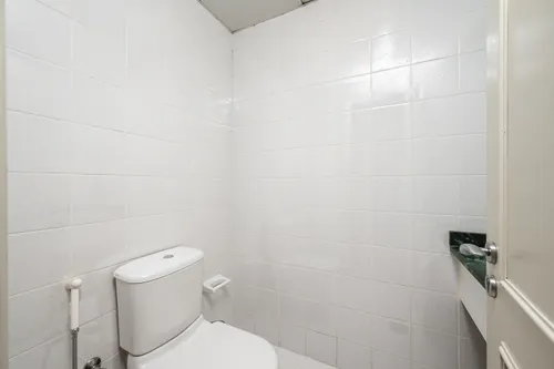 2 Bedrooms Apartment in Al Meraikhi 1