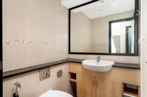 1 Bedroom Apartment in Goldcrest Views 1