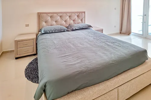1 Bedroom Apartment in Carson A
