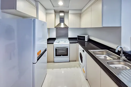 1 Bedroom Apartment in Carson A